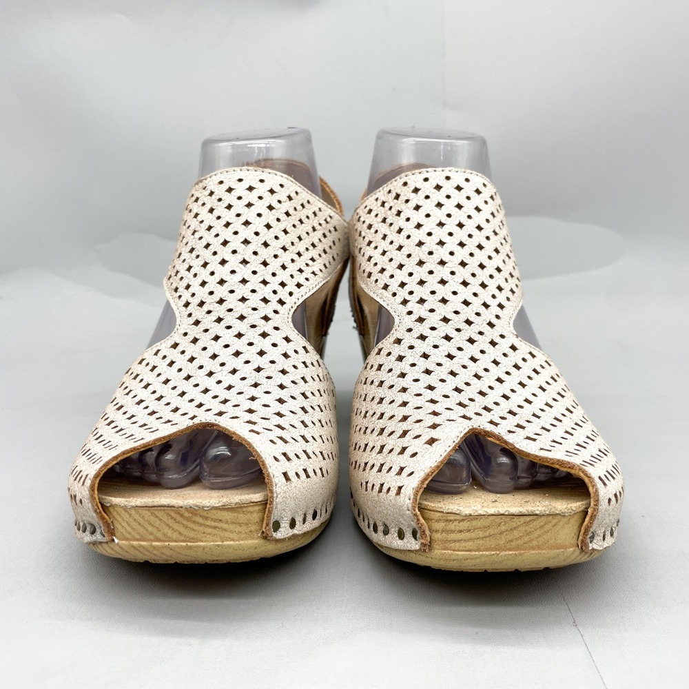 Dansko Womens 38 7.5 Teagan Heel Sandals Ivory Cutout Leather Peep Toe Clog Shoe - Picture 2 of 12